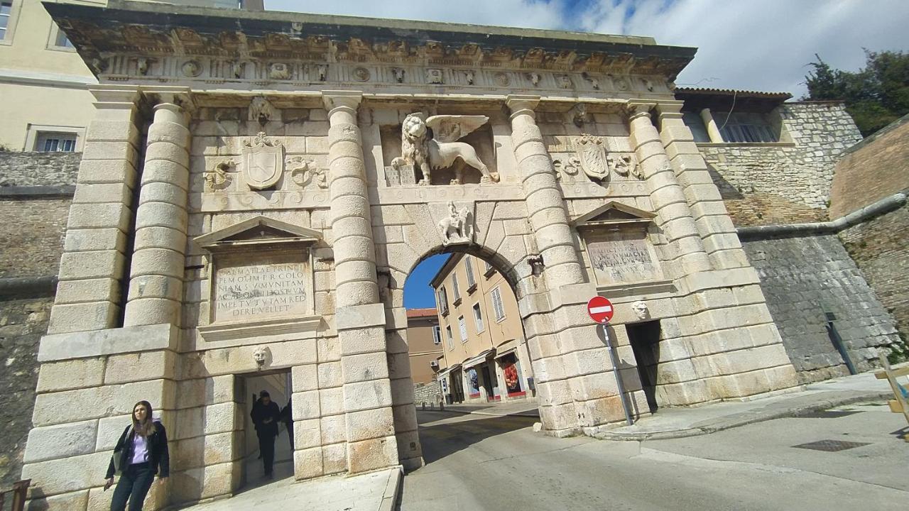 Apartment Antique Zadar - City Center Exterior photo
